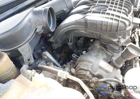 2011 Chrysler 200 Lx z USA, uszkodzony, nr VIN 1C3BC4FG8BN605776